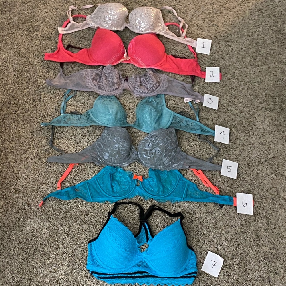 7 Victoria’s Secret Bras